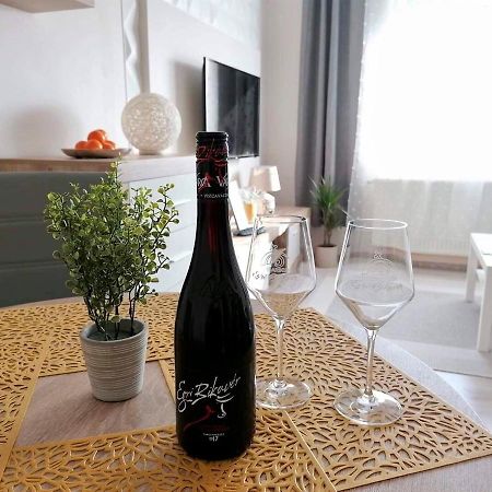 Sweet Central Apartment ,In The City Center إغير المظهر الخارجي الصورة